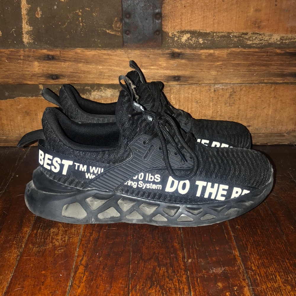 Furuian steel toe men/women’s tennis shoe